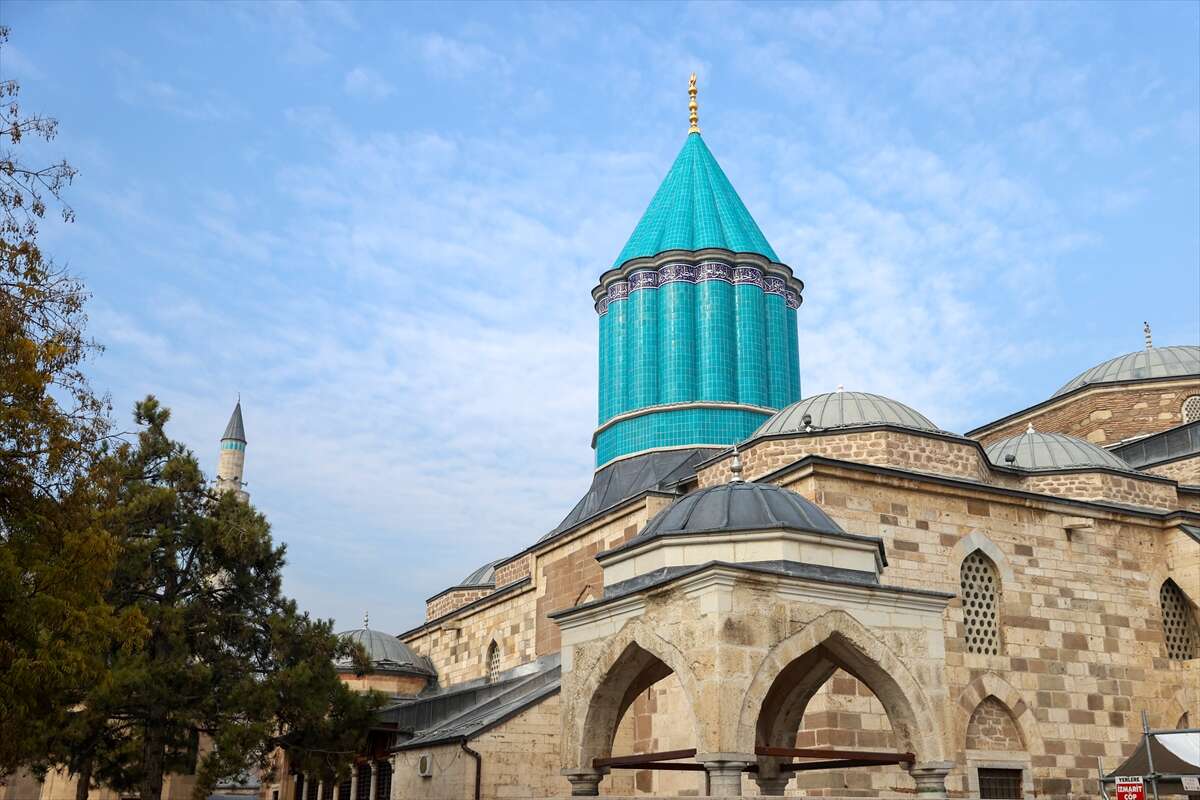 Dünyanın kalbi Konya’da atıyor! Bu yıl 2,7 milyon ağırlandı 31